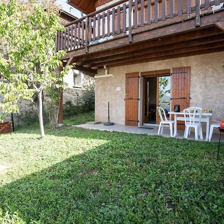 Apartament Le Mont Guillaume - 1 Chambre Terrasse Et Jardin Saint-André-dʼEmbrun Zewnętrze zdjęcie