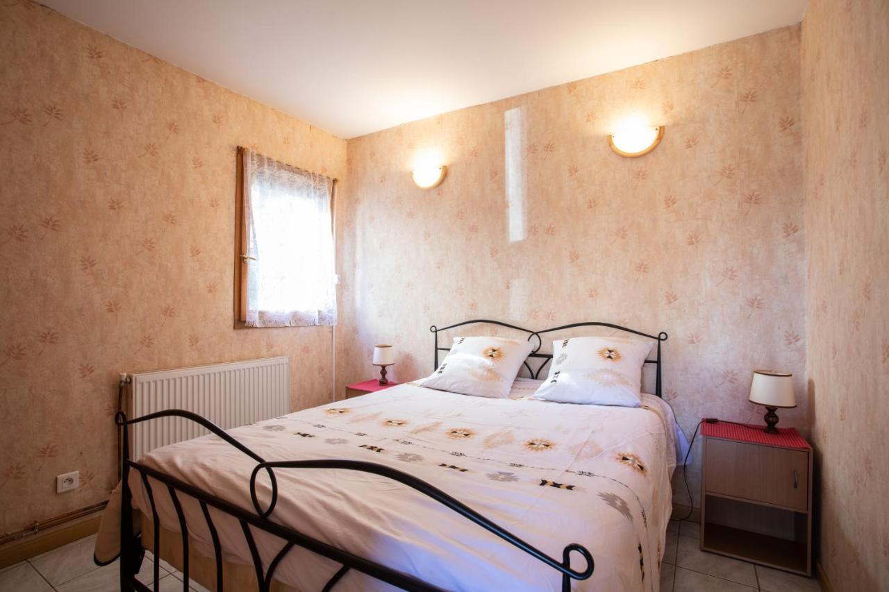 Apartament Le Mont Guillaume - 1 Chambre Terrasse Et Jardin Saint-André-dʼEmbrun Zewnętrze zdjęcie