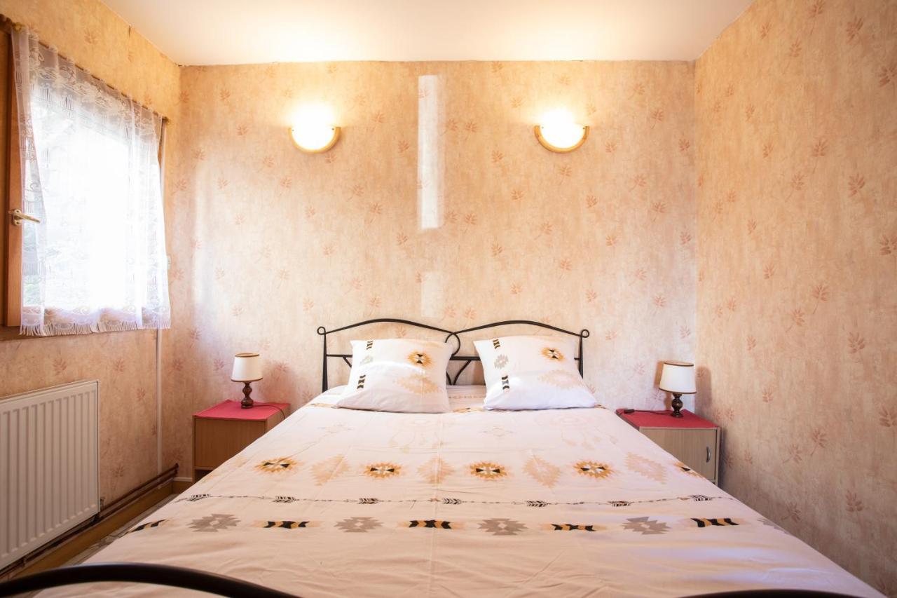 Apartament Le Mont Guillaume - 1 Chambre Terrasse Et Jardin Saint-André-dʼEmbrun Zewnętrze zdjęcie